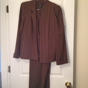 3 PIECE BROWN PANTS SUIT